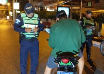 PNC impone 154 multas en operativos de prevención contra carreras clandestinas