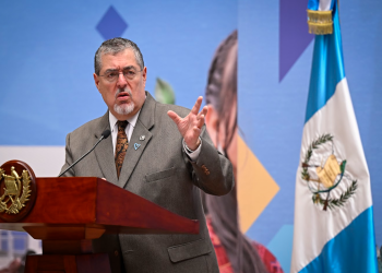 Presidente Arévalo en conferencia de prensa. / Foto: Álvaro Interiano