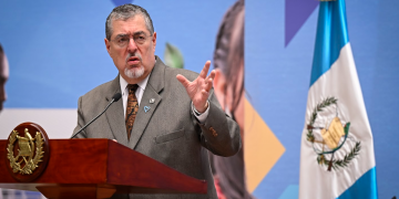 Presidente Arévalo en conferencia de prensa. / Foto: Álvaro Interiano