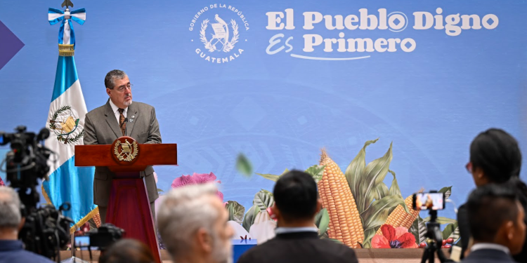 Presidente : “ Conred continúa trabajando para atender las secuelas de los sismos”