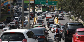 Cerca de 2.7 millones de contribuyentes están pendientes del pago de impuesto de circulación