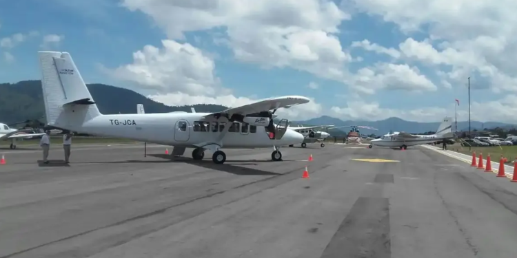 Las autoridades informaron que la aeronave se encontraba realizando maniobras de taxeo y traslado en tierra antes del despegue. / Foto: DGAC