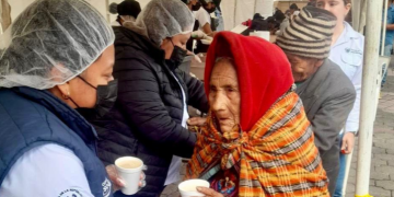 Mides continúa atendiendo a personas afectadas por sismos en Santa María de Jesús./Foto: Mides.