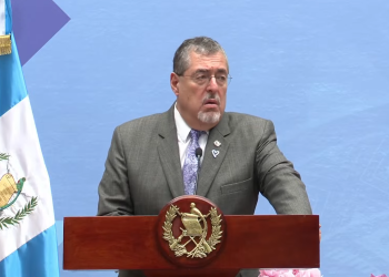 Presidente Arévalo explica la iniciativa de ley antilavado de dinero