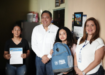 Segeplan inicia entrega de Becas por Nuestro Futuro. / Foto: Segeplan.