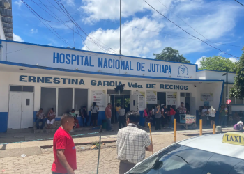 Personal de Salud responde a emergencias por sismos en Jutiapa. (Foto: MSPAS)