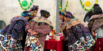 La Dirección General de Desarrollo Cultural llevó a cabo taller para la preservación de las tradiciones del pueblo chuj. (Foto: ALMG)