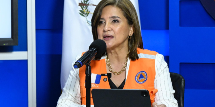 Vicepresidenta Karin Herrera compartió un mensaje de apoyo a las personas damnificadas por los sismos. (Foto: archivo Byron de la Cruz)