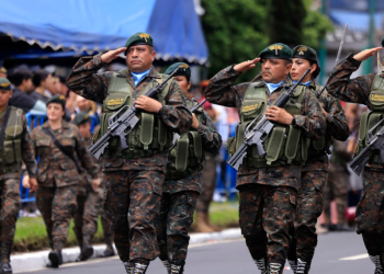 Presidente crea Comando Estratégico Contra Amenazas Transnacionales
