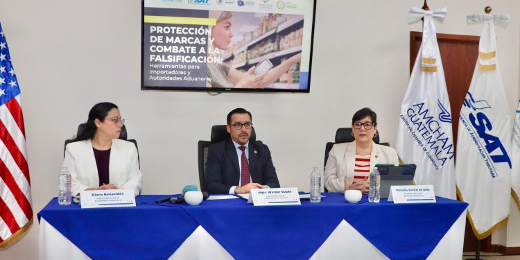 Presentan avances del programa para fortalecer la protección de marcas y combatir la falsificación