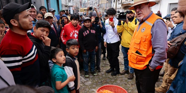 Presidente Bernardo Arévalo gira instrucciones para atender las necesidades urgentes de la población
