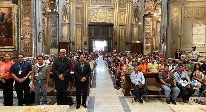 Minex apoya a 190 guatemaltecos participan en el Jubileo de los Jóvenes en la Santa Sede