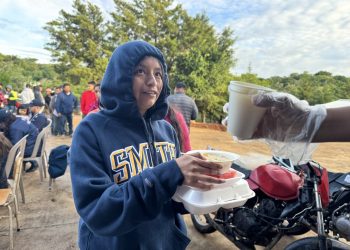Mides brinda atención alimentaria a afectados por sismos en Comapa, Jutiapa