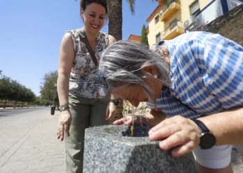 La actual ola de calor afecta a diferentes países y continentes con mayor riesgo para adultos mayores.