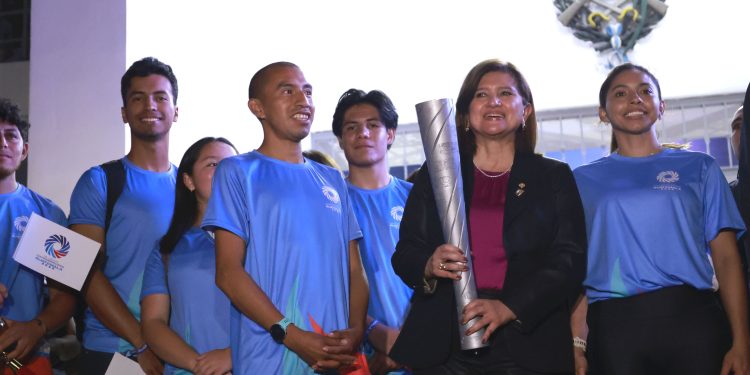 Vicepresidenta Karin Herrera enciende la cuenta regresiva hacia los Juegos Centroamericanos 2025