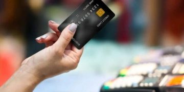 Impulsan los derechos de los usuarios de tarjetas de crédito. / Foto: archivo.