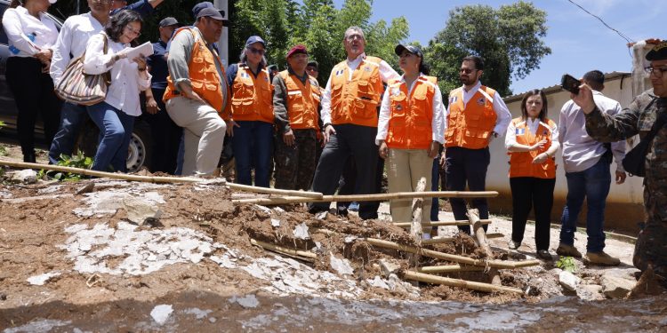 Presidente: “Visitamos el lugar para apoyarlos en este momento difícil”