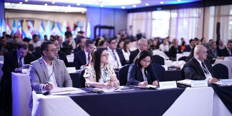 En el XIII Seminario Inernacional de la Red SNIP participan representantes de gobierno de 16 países de la región.