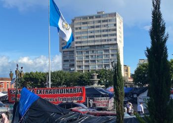 Viceministro indicó que más de 300 maestros han sido sancionados con descuentos en sus salarios. (Foto: archivo)