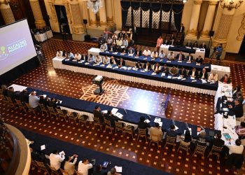 Empezaron las reuniones del Presidente con alcaldes municipales para abordar los proyectos por región. / Foto: Byron de la Cruz.
