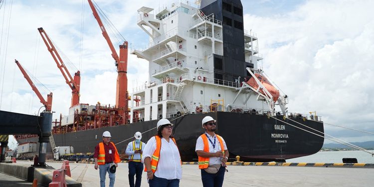 Recorrido estratégico por terminales portuarias. / Foto: MAGA.