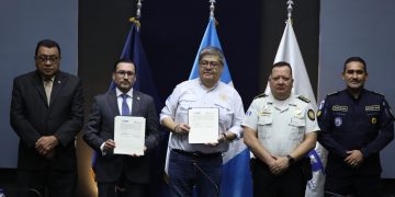 Convenio interinstitucional busca reforzar la lucha contra el comercio ilícito en el país. / Foto: Mingob