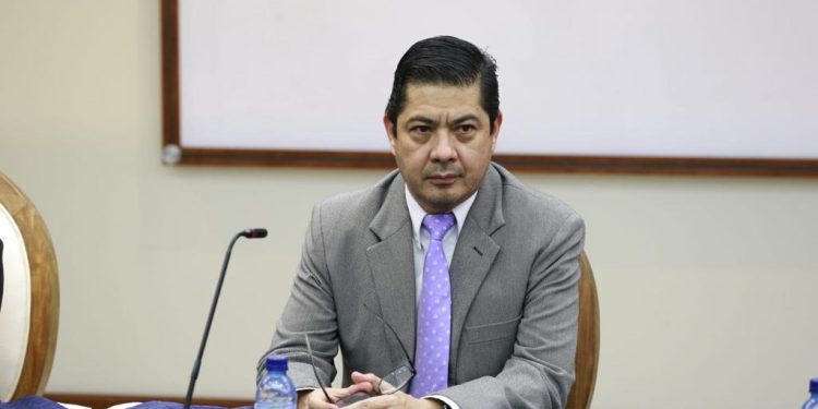 Superintendente de Bancos, Saulo de León. / Foto: MP