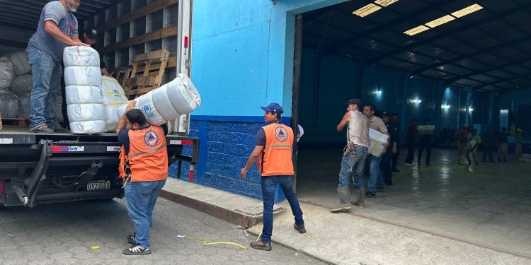 Dan seguimiento a las acciones de respuesta a los afectados de secuencia sísmica