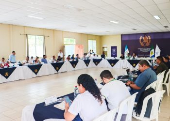 Codede de Petén desarrolla reunión extraordinaria para definir inversión pública con fondos IVA-PAZ