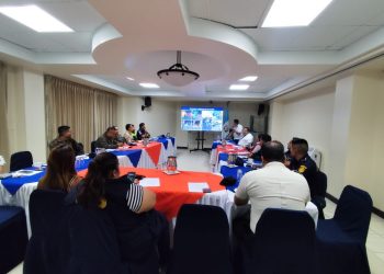 Instituciones reafirman compromiso con la seguridad turística en Flores, Petén