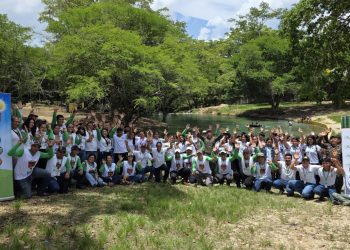 Programa Sembrando Huella reafirma el compromiso con el medio ambiente en Petén