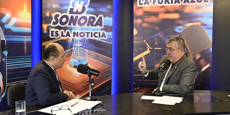 Presidente en entrevista en radio Sonora.