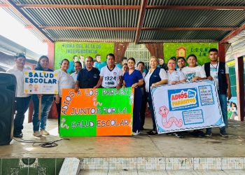 En marcha jornada de desparasitación en centros escolares de Retalhuleu