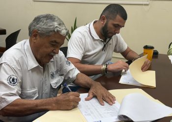 La Unión, Zacapa avanza con la firma de convenios de infraestructura vial y educación