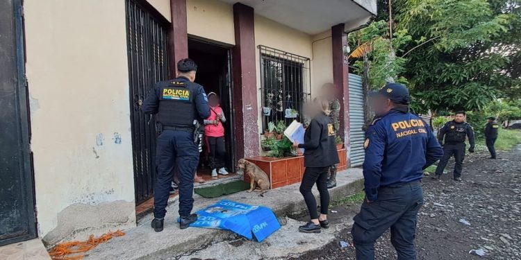 La PNC capturó a ocho integrantes de la banda Los Chipilines en allanamientos que se desarrollan en Escuintla, Guatemala y Chiquimula.
