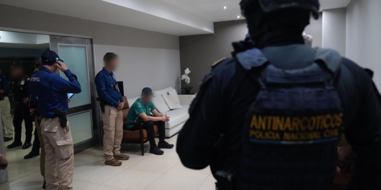 Según el informe oficial, la solicitud de extradición fue emitida por la Corte Distrital de los Estados Unidos para el Distrito Sur de Florida. / Foto: PNC