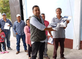 El MAGA entregó semillas de maíz a productores de Jalapa, Salamá y Baja Verapaz. (Foto: MAGA)