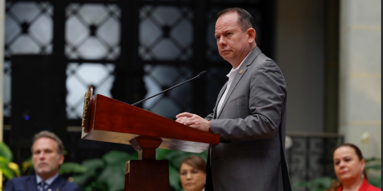 Mides rechaza que las 27 mil raciones entregadas a personas fallecidas sean alimentos fantasma./Foto: Alex Jacinto.