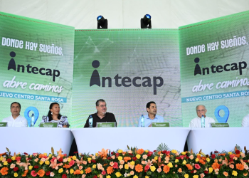 Presidente participa en inauguración del nuevo centro de Intecap en Santa Rosa