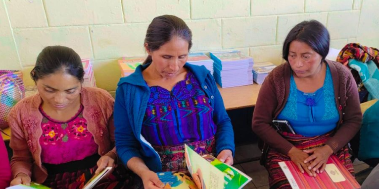 Comunidad lingüística sipakapense invita a participar en evaluación. (Foto: ALMG)