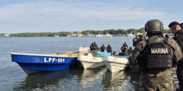 Las embarcaciones se encuentran bajo poder militar./Foto: Mindef.