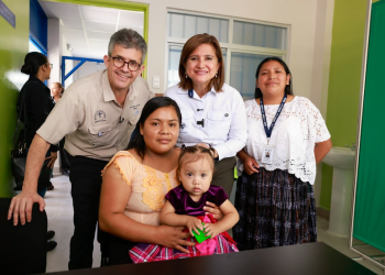 La vicepresidenta Karin Herrera en Alta Verapaz. / Foto: Dickéns Zamora.