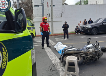 El detenido permanece bajo custodia mientras se llevan a cabo las diligencias judiciales y la recopilación de pruebas. / Foto: Bomberos Municipales.