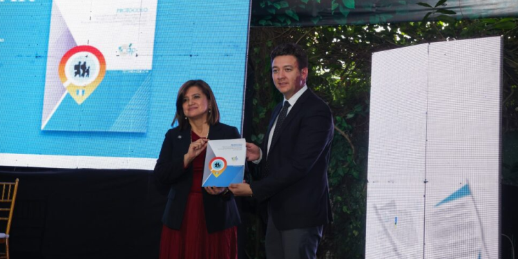 Actualizan protocolo para la búsqueda de guatemaltecos migrantes desaparecidos