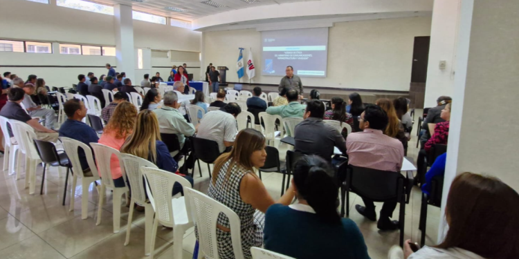 Capacitaciones de FSS. / Foto: CIV.