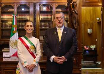 Presidente Bernardo Arévalo con la presidenta de México Claudia Sheinbaum. / Foto: Archivo, Gobierno de Guatemala.