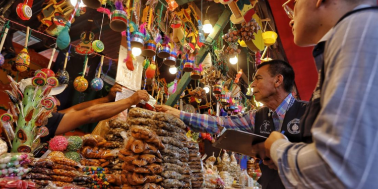 Inspeccionaron más de 200 puestos de comida en la Feria de Jocotenango. / Foto: MSPAS.