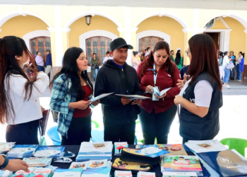 La ExpoCap acerca diversos programas y proyectos en beneficio de la población guatemalteca. (Foto: SVET)
