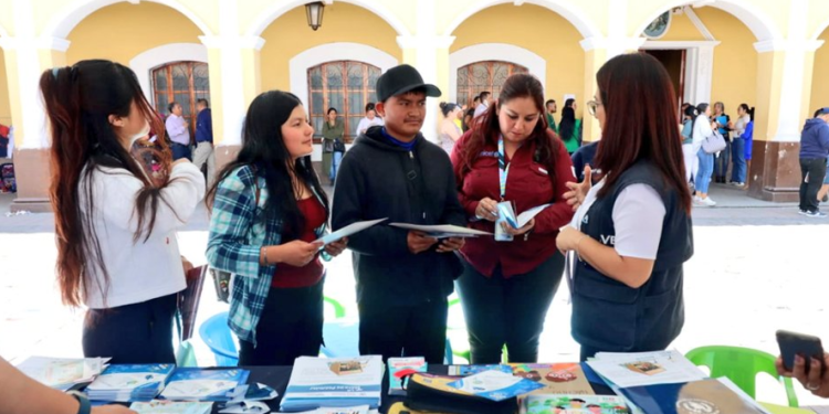La ExpoCap acerca diversos programas y proyectos en beneficio de la población guatemalteca. (Foto: SVET)