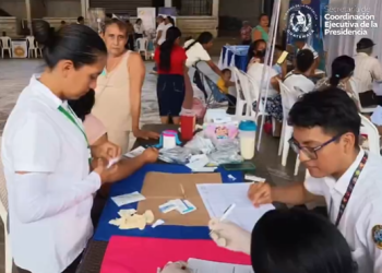 Avanza la jornada móvil de servicios integrados en Chiquimulilla, Santa Rosa